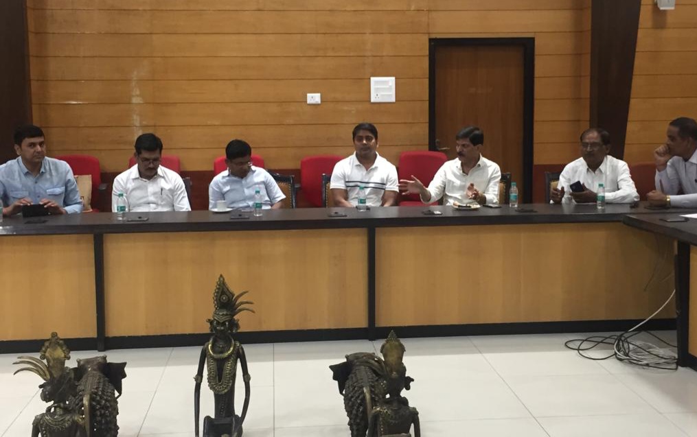 छत्तीसगढ़ राज्य प्रशासनिक सेवा संघ की बैठक रायपुर में