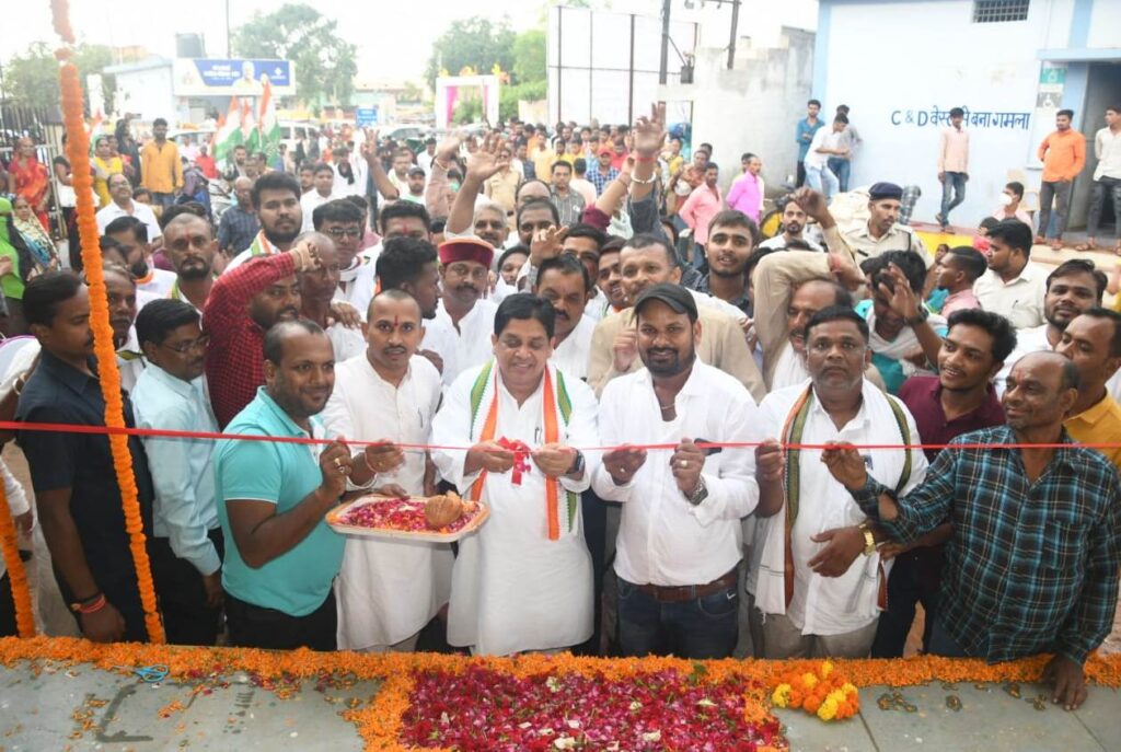 डॉ. डहरिया ने मंदिर हसौद में करीब छह करोड़ के विकास कार्यों की दी सौगात