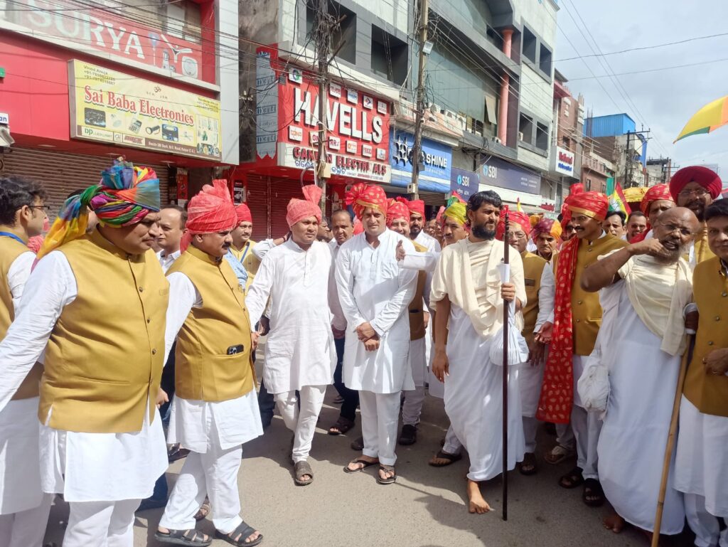 राष्ट्रीय संत गुरुदेव ललितप्रभसागर रायपुर की धर्म धरा पर आपका स्वागत : विकास उपाध्याय