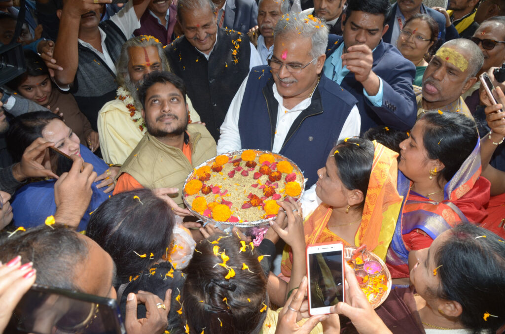 छत्तीसगढ़ के  लोक तिहार: दान की महान संस्कृति का परिचायक ‘छेरछेरा’ (मां शाकंभरी जयंती )