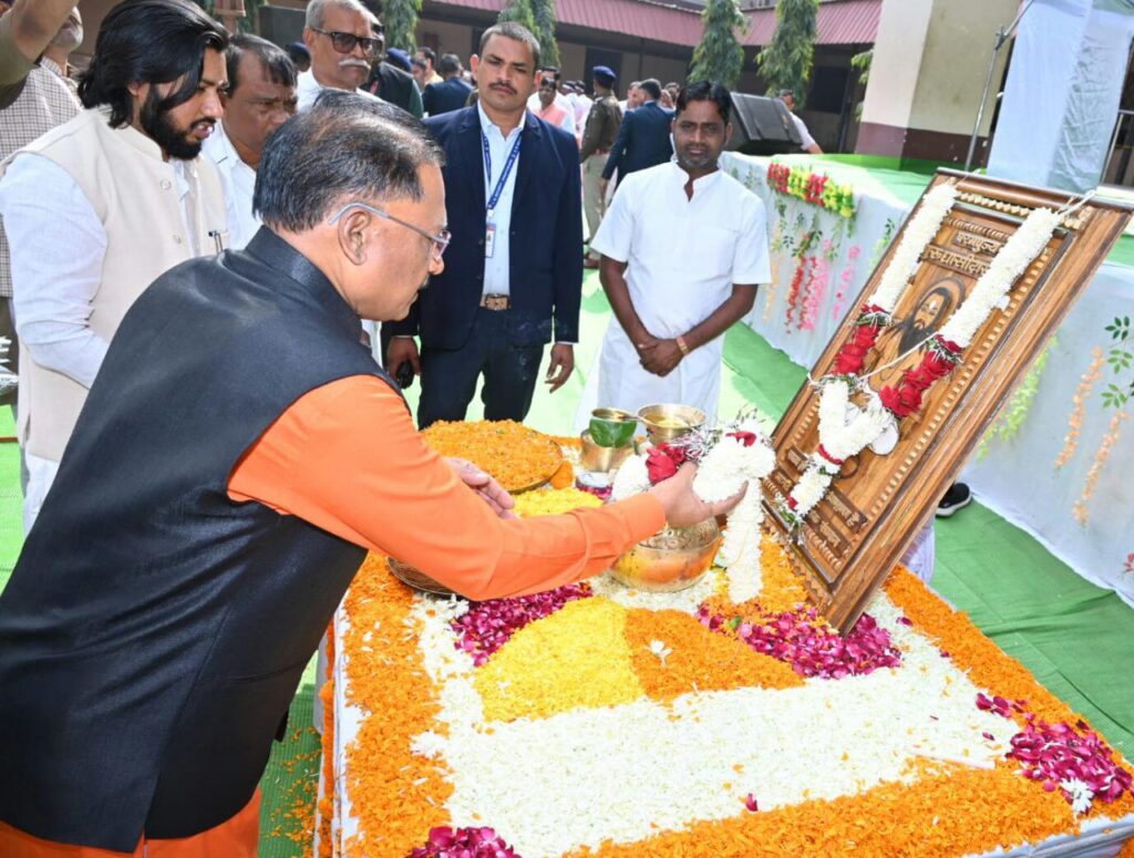 विवाह योग्य युवक-युवतियों के सामाजिक परिचय सम्मेलन समाज के लिए लाभदायक: मुख्यमंत्री श्री विष्णु देव साय